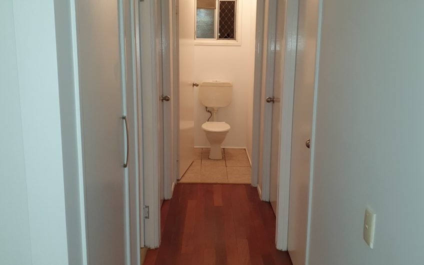 Family Home With So Much To Offer Including A Swimming Pool!