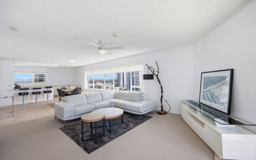 2 bedroom Apartment Fully Furnished with Stunning Ocean Views