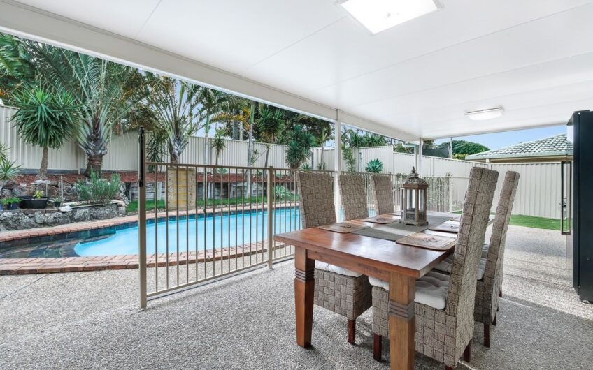 Family Paradise with Pool, Space for the Boat & Endless Room to Relax