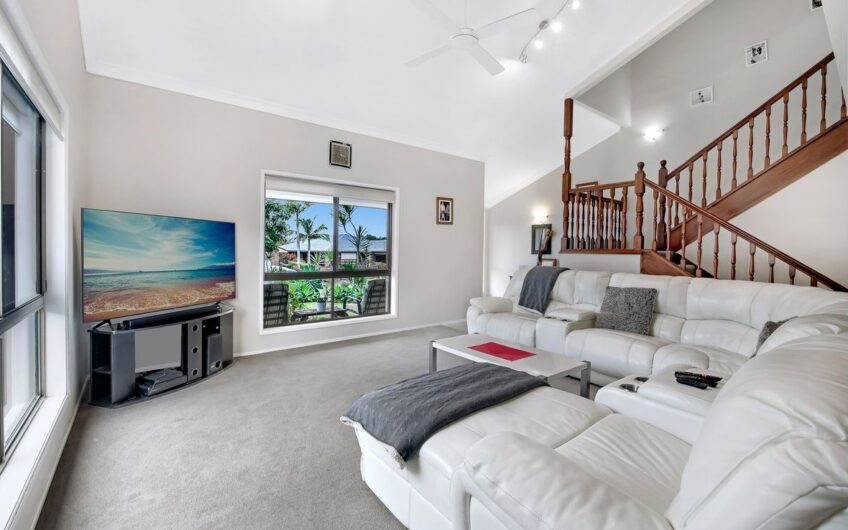 Family Paradise with Pool, Space for the Boat & Endless Room to Relax