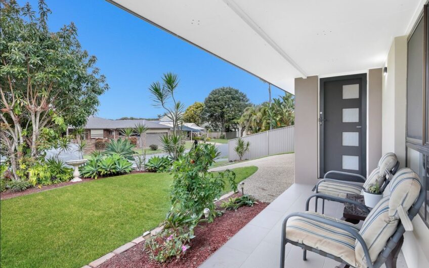 Family Paradise with Pool, Space for the Boat & Endless Room to Relax