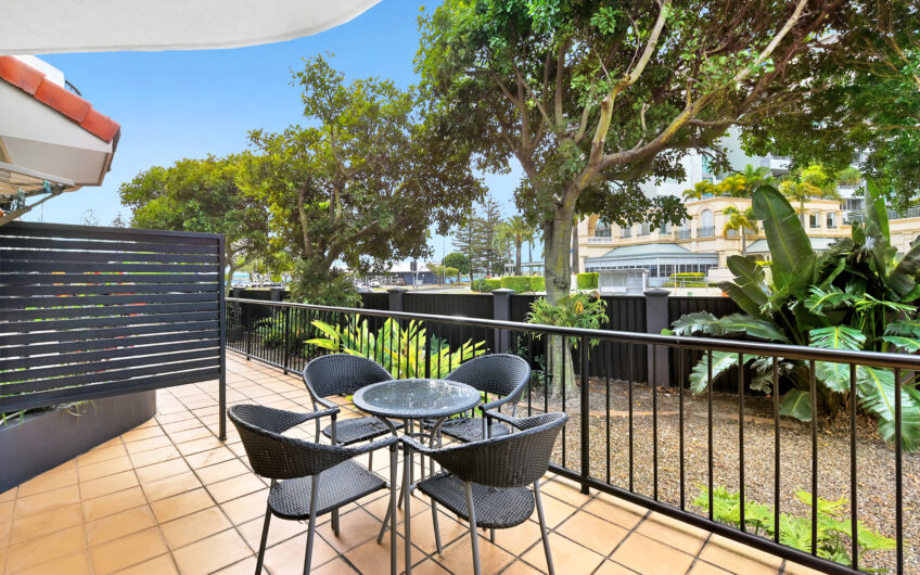 BROADWATER LIFESTYLE + A SMART INVESTMENT — GROUND FLOOR & READY TO GO!